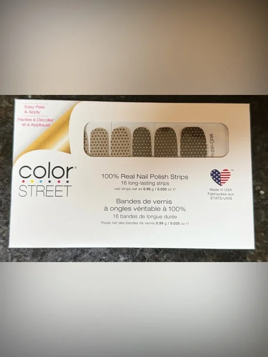 RETIRED Color Street Set (Hand-Me-Dots) - Picture 2 of 4